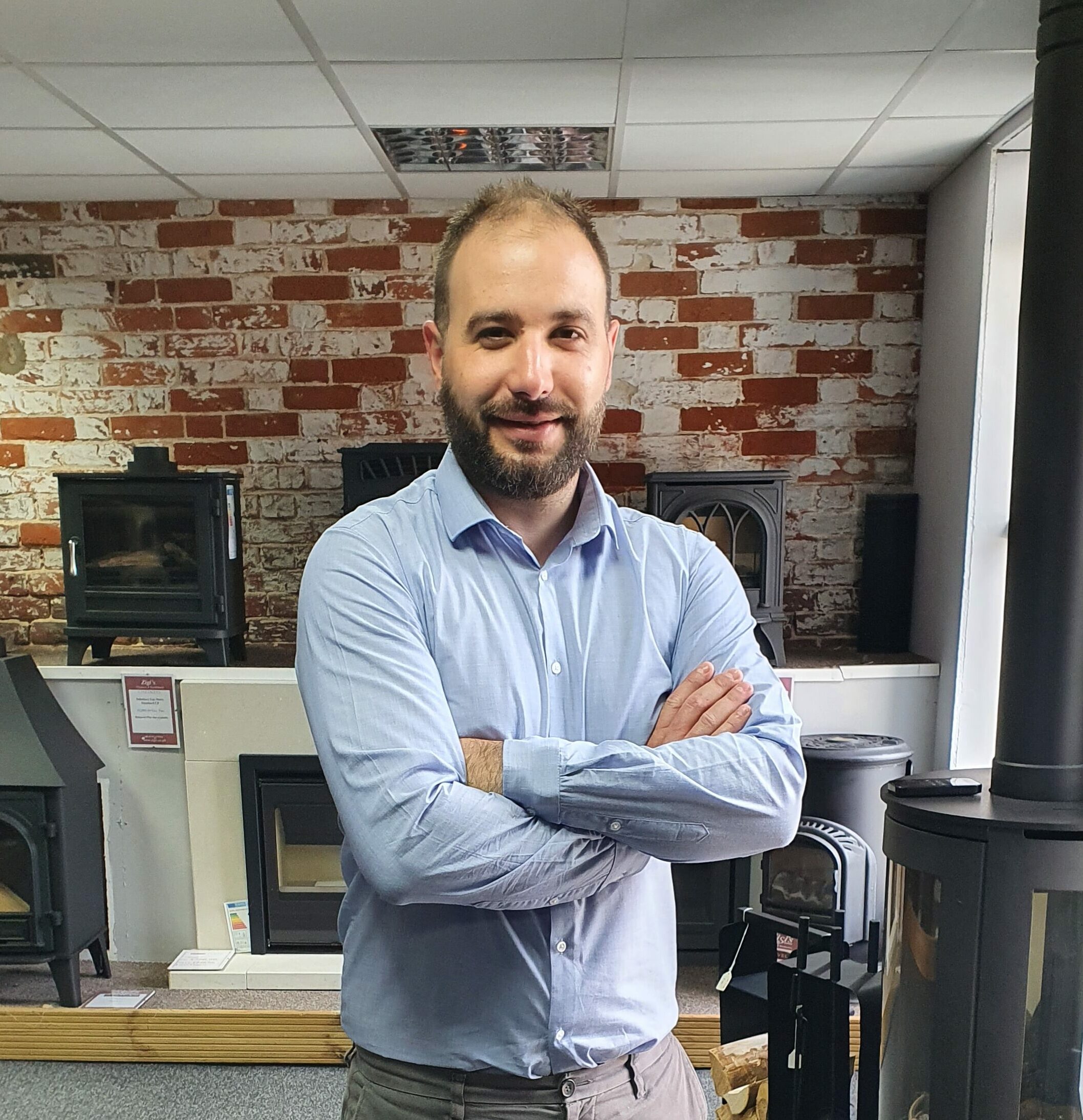 Tom - Sales Adviser Sales Adviser