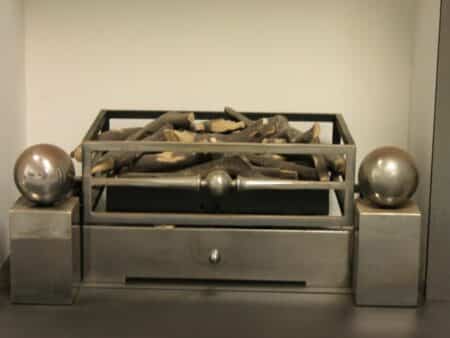 Chesneys Alchemy Gas Fire in 18" Byron basket with dogs