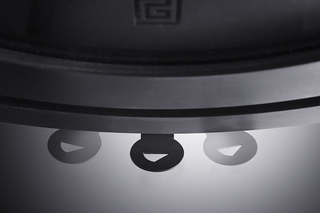 Dik Geurts - Oval Front, plateau Wood stove controls